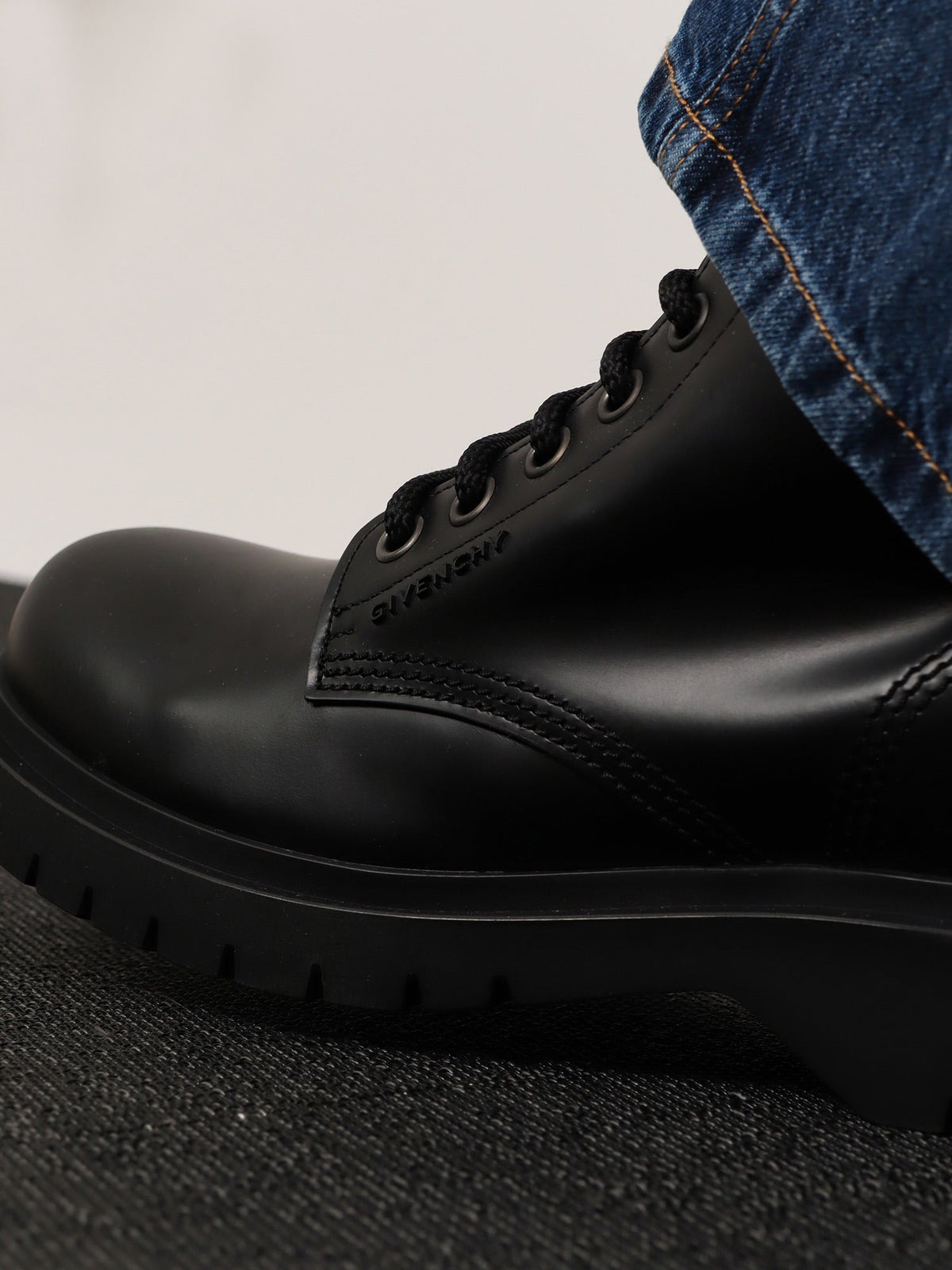 Givenchy Leather ankle boots - Black