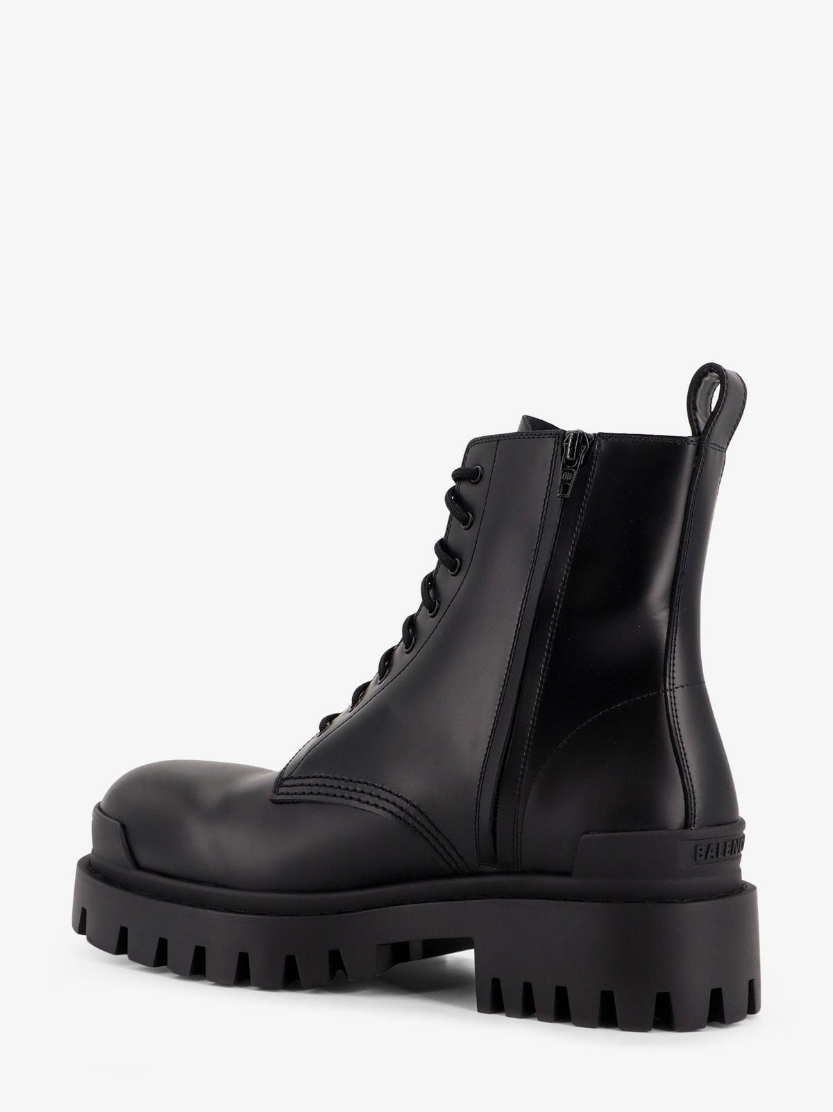 Balenciaga Leather boots with maxi rubber sole - Black