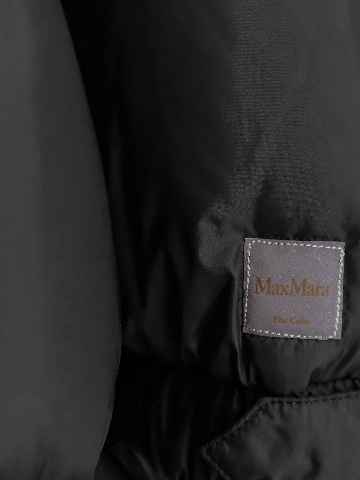 Max Mara The Cube Mtctrefe The Cube long down jacket - Black
