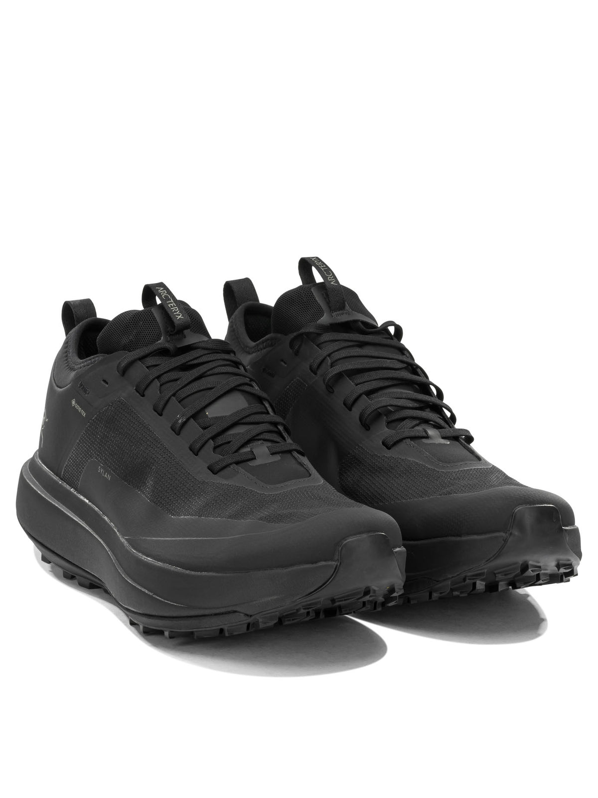 Arc'teryx "Sylan GTX" low-top sneakers - Black