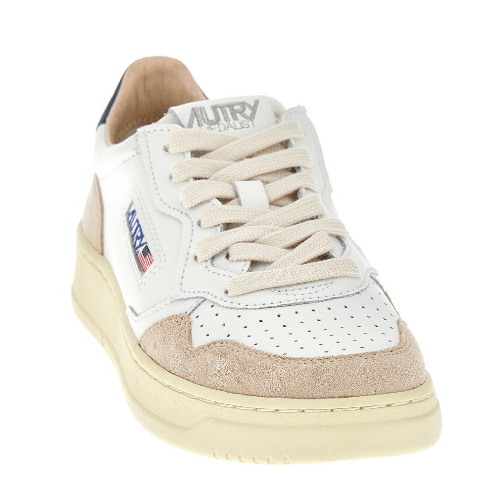 Autry Medalist Low leather sneakers