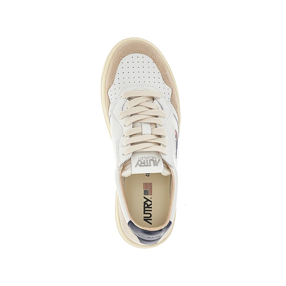 Autry Medalist Low leather sneakers