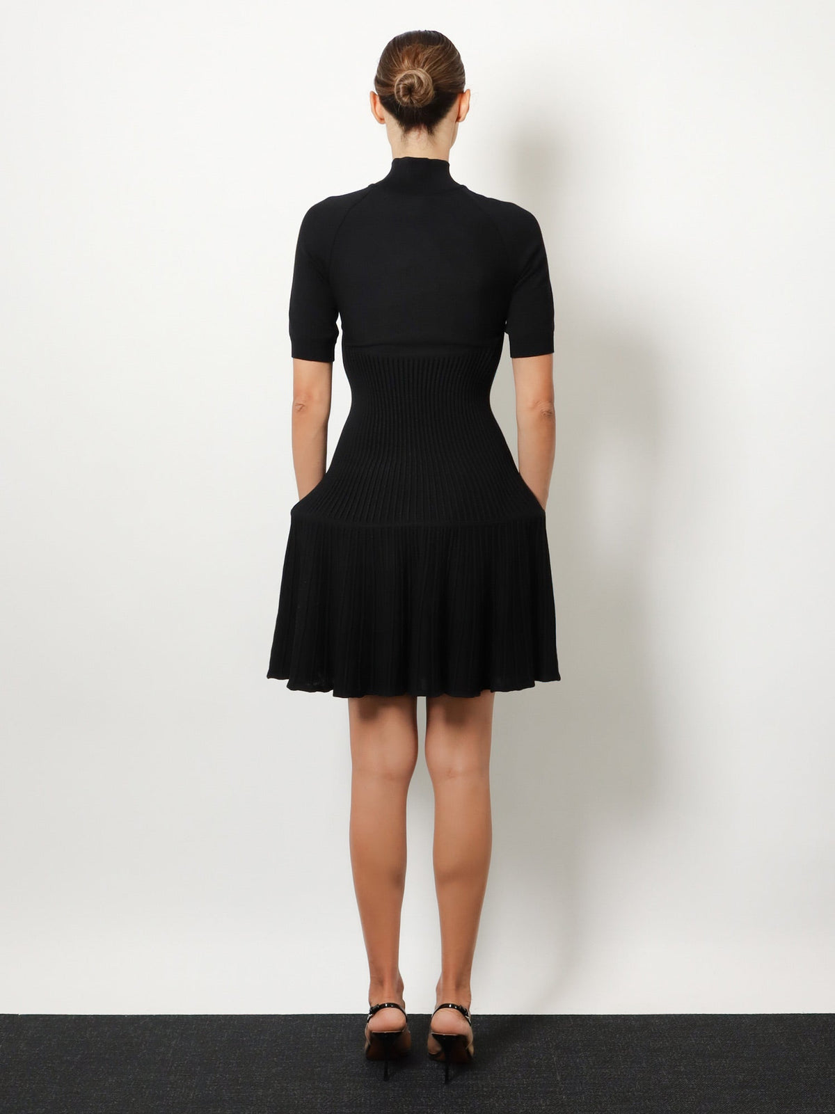 Alaïa Crinoline wool blend short dress - Noir Alaia