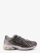 New Balance 19064 mesh sneakers with logo on the side - Grigio/Nero
