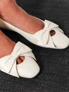 Valentino Garavani Leather Bowow ballerinas - Ivory