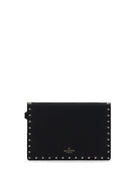 Valentino Garavani Rockstud Pouch in leather - Black