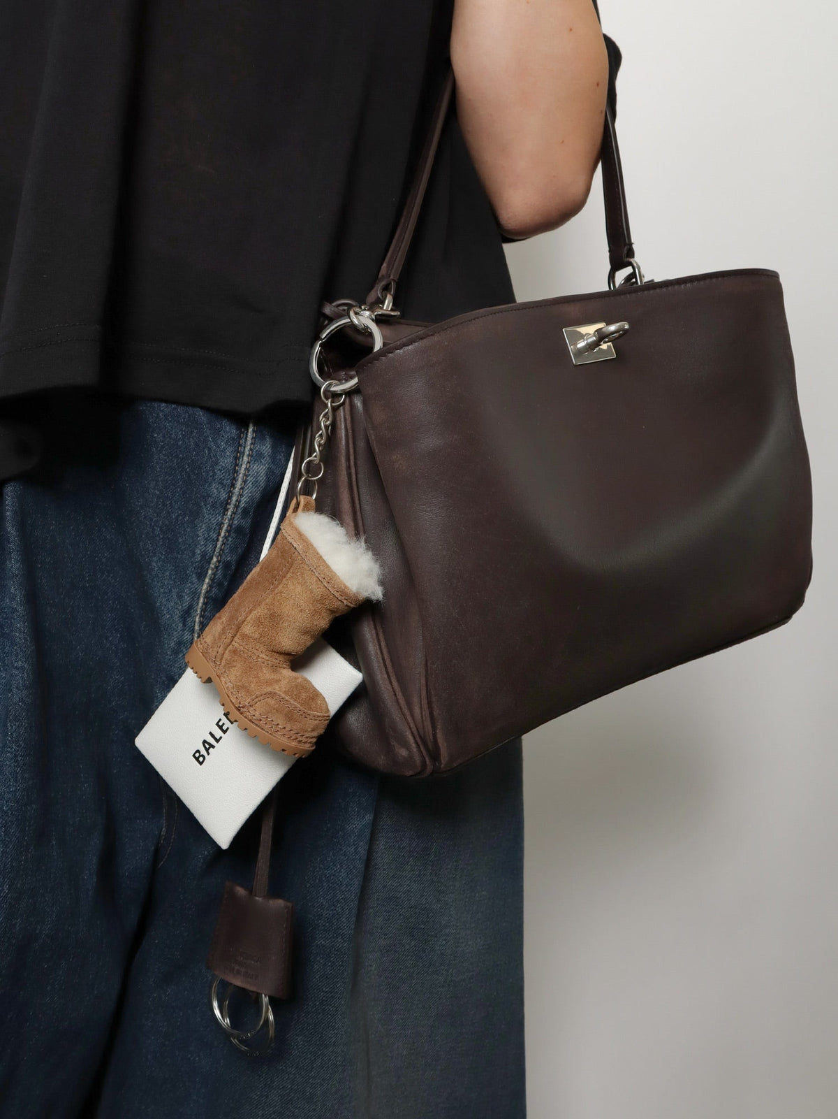 Balenciaga Rodeo S leather crossbody bag with vintage motif - Espresso