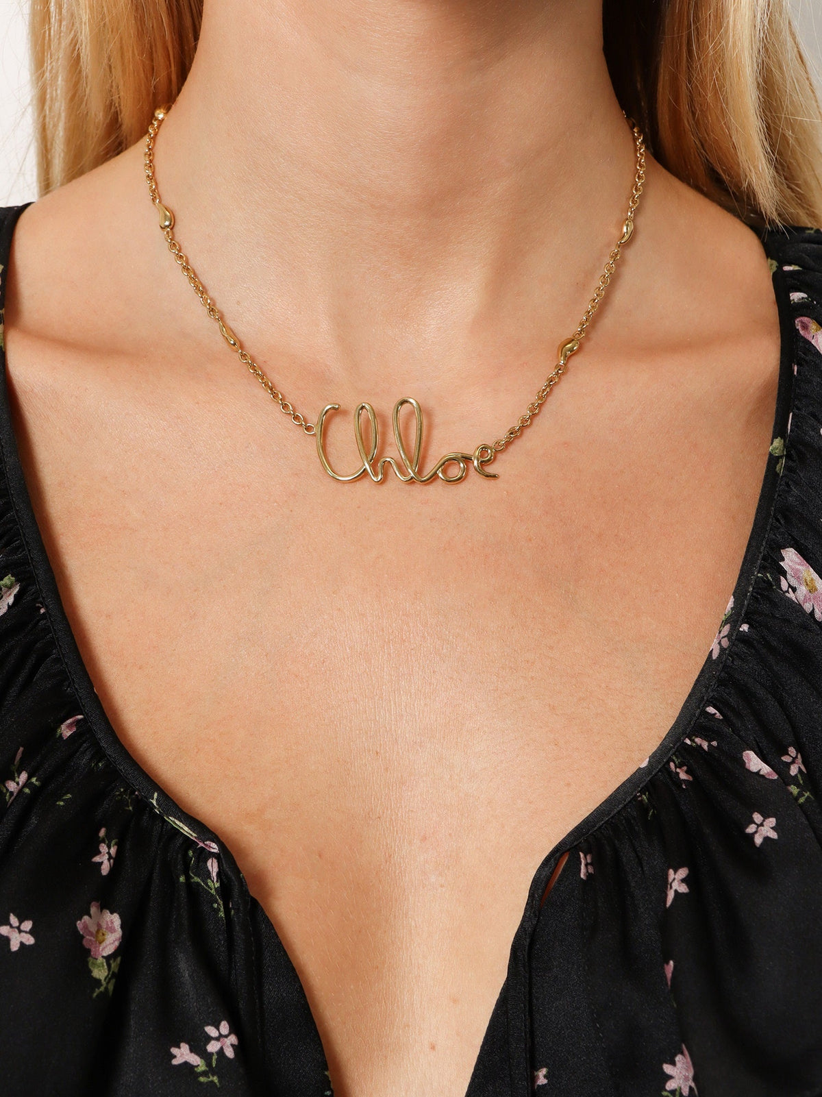 Chloé Brass necklace with lettering logo - Vintage Gold