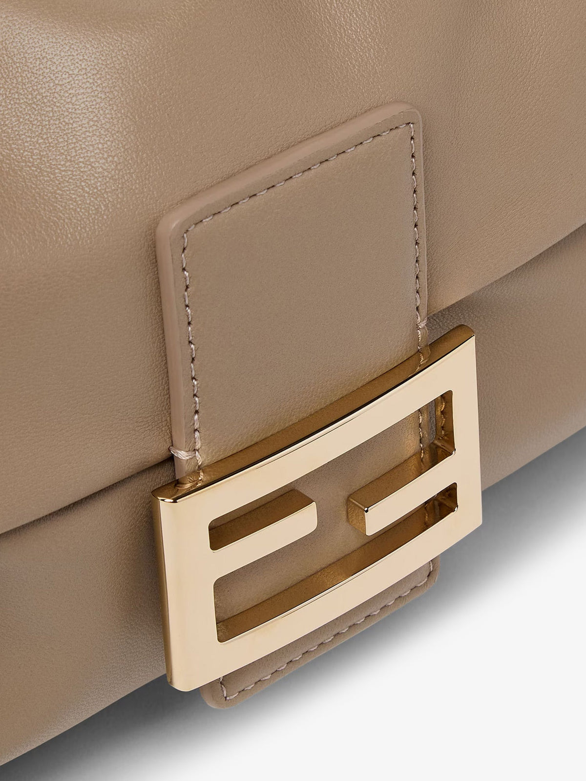 Fendi Baguette Soft Medium Leather Shoulder Bag - Tortora
