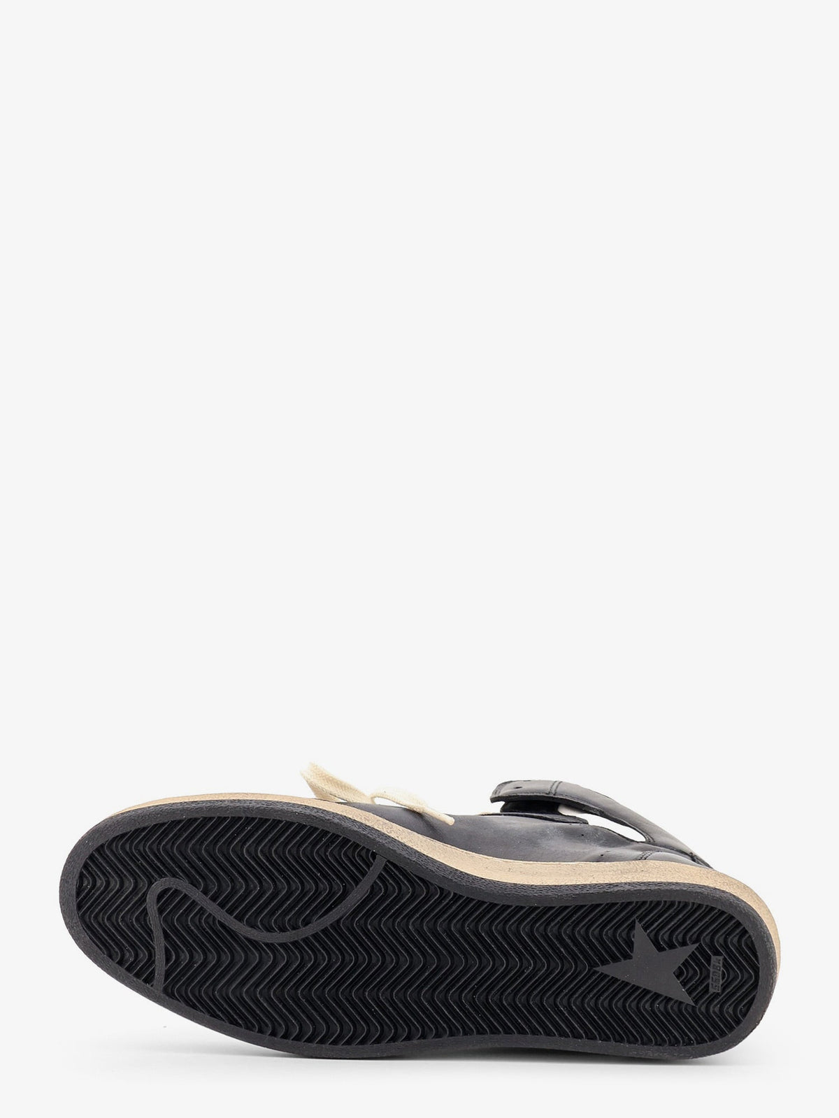 Golden Goose Sky Star sneakers in leather with a used effect - Blackwhite