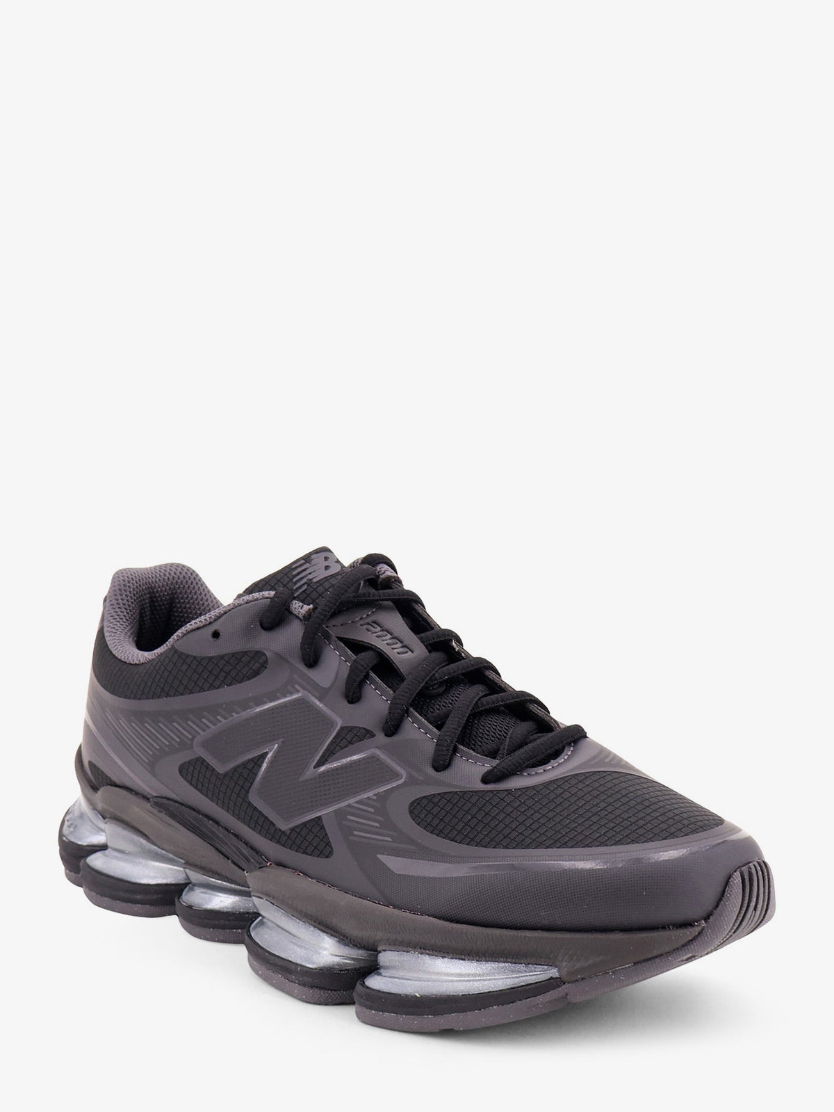 New Balance Abzorb 2000 mesh and rubber sneakers - Black