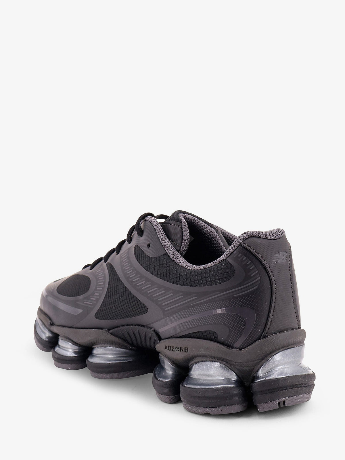 New Balance Abzorb 2000 mesh and rubber sneakers - Black