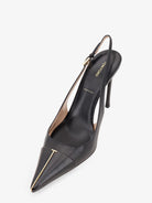Tom Ford Leather pumps with metal T Logo detail - Black