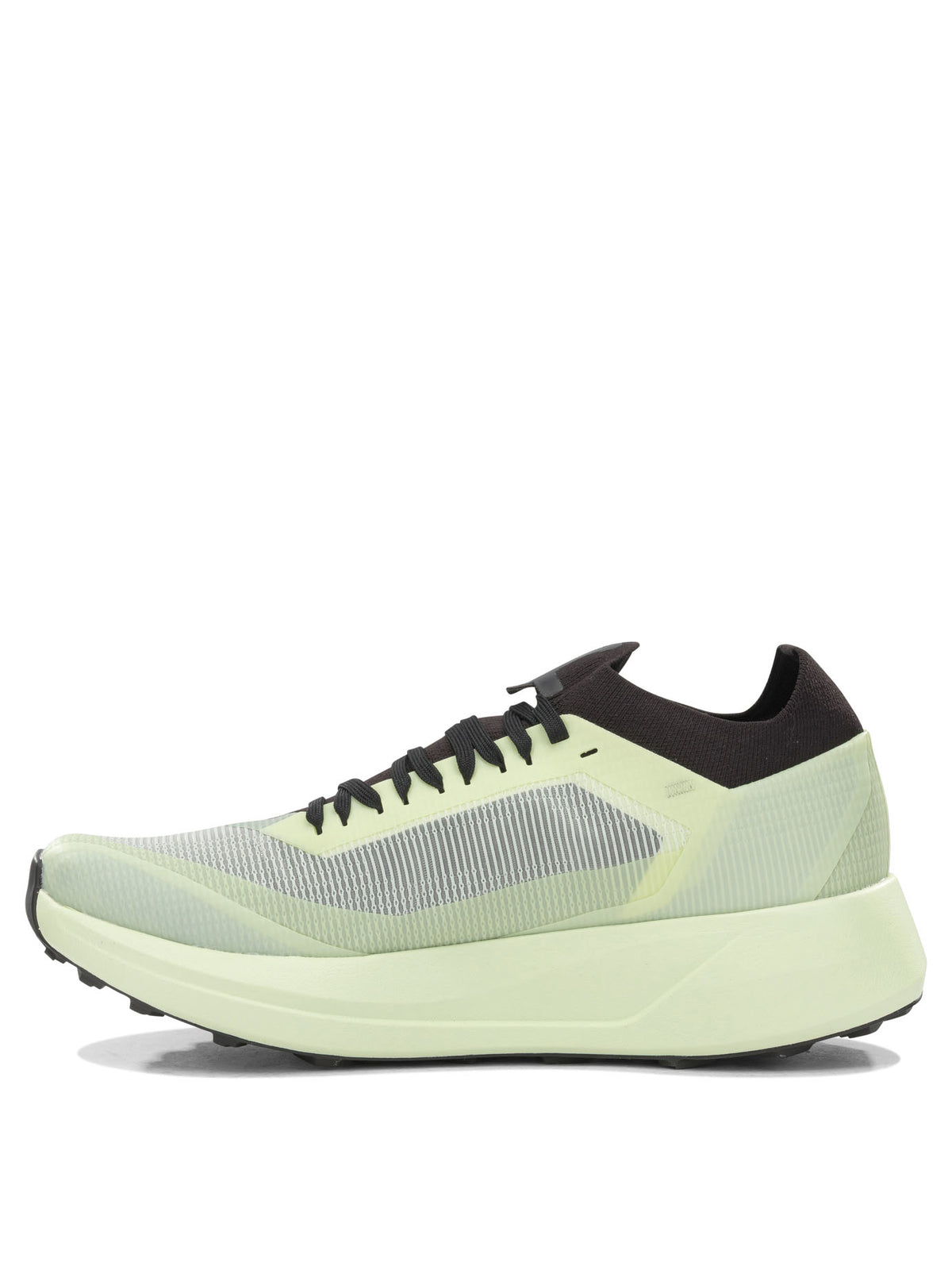Arc'teryx "Sylan 2" Low-Top Sneakers - Yellow