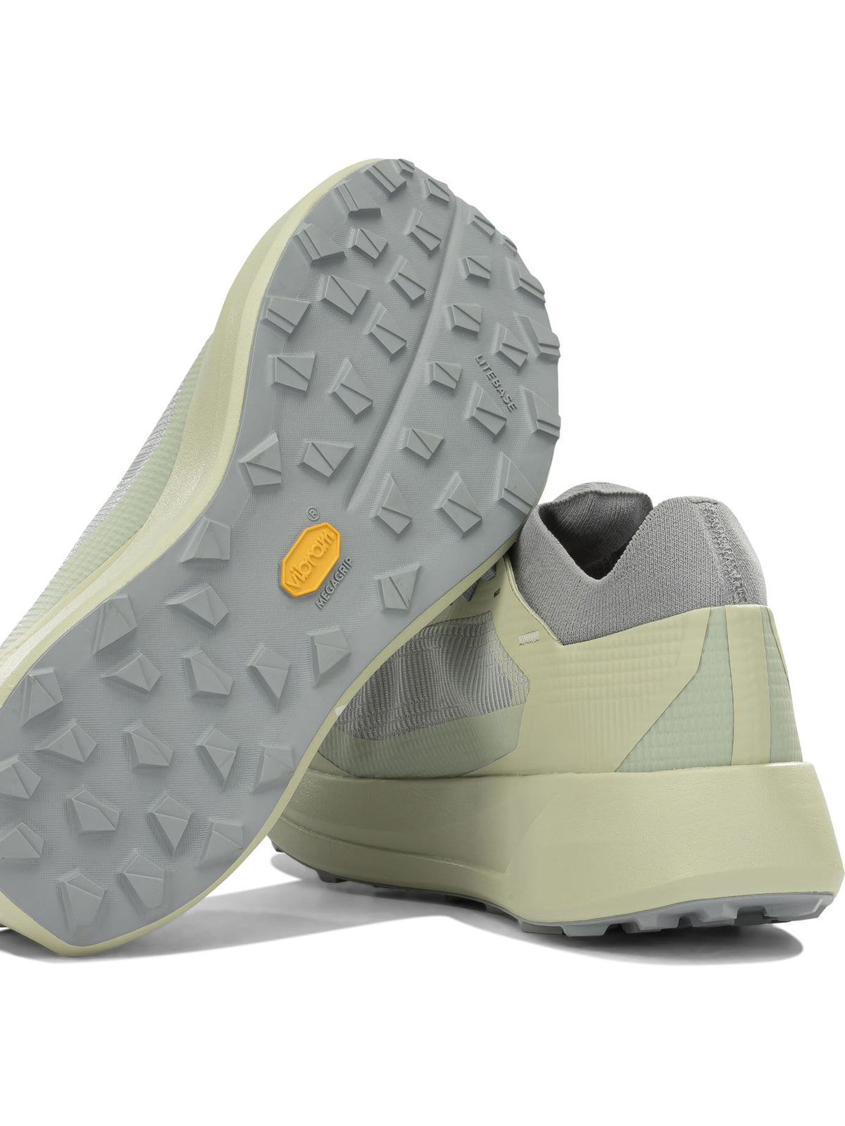 Arc'teryx "Sylan 2" Low-Top Sneakers - Green