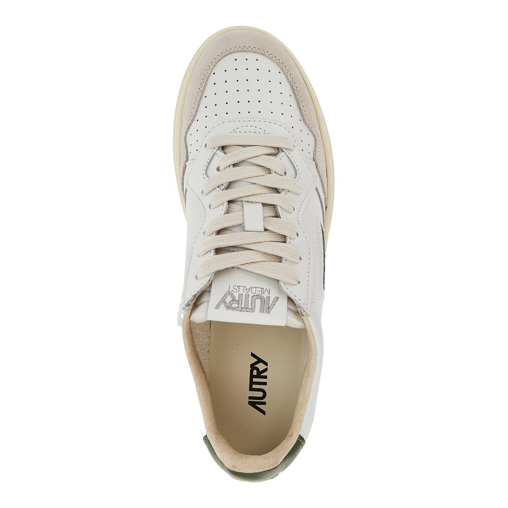 Autry Medalist Low leather sneakers